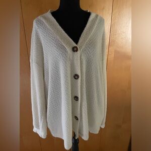 NWT Cream Cardigan Lightweight Cashmere Feel in Size M